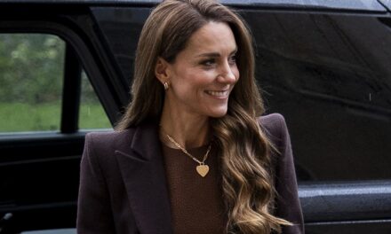 Kate Middleton écrit une lettre personnelle sincère aux cadets de l&rsquo;Air au sujet d&rsquo;une étape « importante »