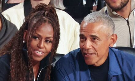 Le moment de fierté de Barack et Michelle Obama avec leur fille Sasha fait parler les fans