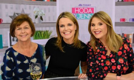 AUJOURD&rsquo;HUI, les présentateurs se rassemblent autour de Savannah Guthrie avec plus d&rsquo;informations sur la maman disparue