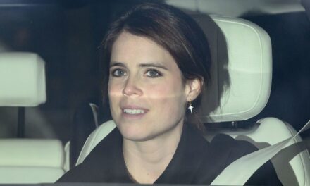 La princesse Eugénie brise sa couverture après l&rsquo;arrestation choc de son père Andrew Mountbatten-Windsor