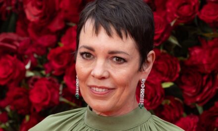 Olivia Colman aborde l&rsquo;identité de genre : « J&rsquo;ai toujours eu l&rsquo;impression d&rsquo;être non binaire »