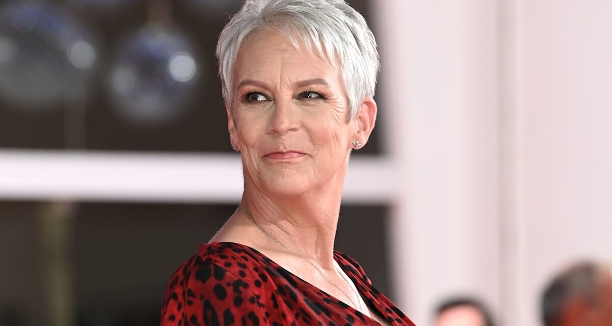 Le changement de carrière de Jamie Lee Curtis dans les années 80 inspiré par ses 2 enfants adoptés