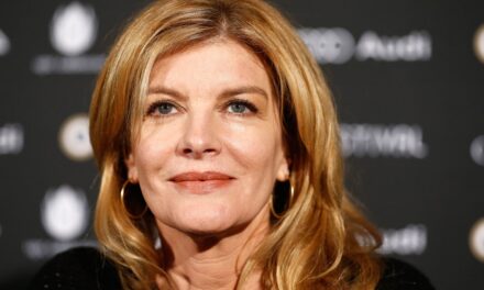 Rencontrez le mari de la star des années 90 René Russo depuis 34 ans et leur fille actrice