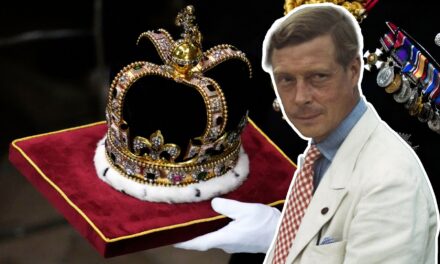 5 membres de la famille royale évincés de la ligne de succession