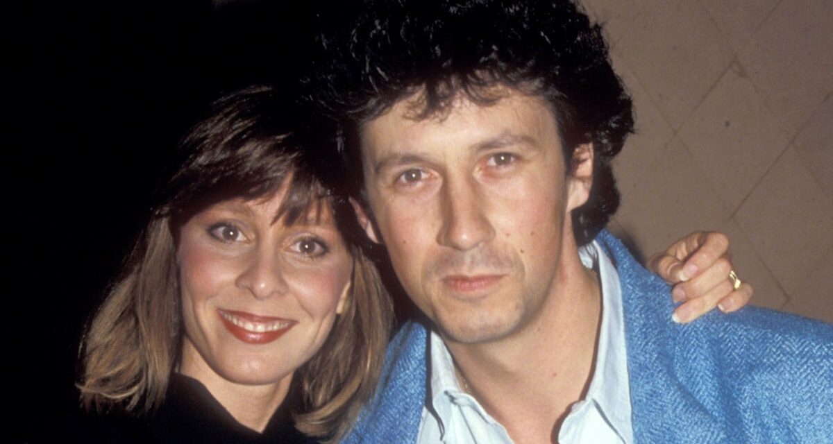 Rencontrez la célèbre épouse de Charles Shaughnessy à qui il a proposé par téléphone