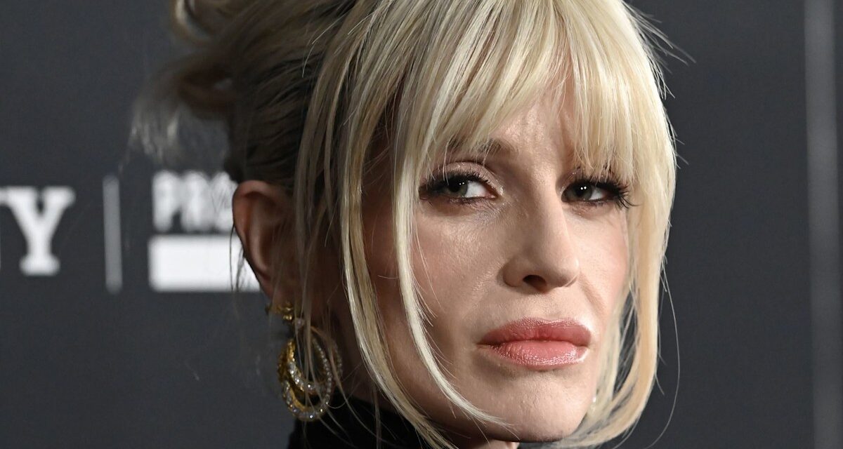 Kelly Osbourne écrit un poème émouvant sur le temps « cruel et implacable » enduré