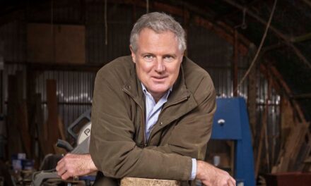 Zac Goldsmith se souvient de Lady Annabel Goldsmith après son décès « soudain » et soutient des œuvres caritatives à travers son art – EXCLUSIF