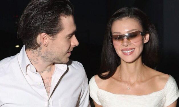 Exclusif: Brooklyn Beckham photographiée portant un cadeau « préféré » de 120 000 $ de son père David au milieu d&rsquo;un éloignement familial