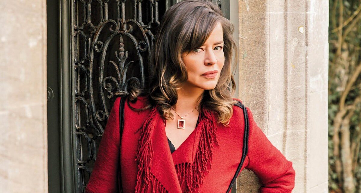 Exclusif : Jade Jagger discute de son enfance « non conventionnelle » avec Mick Jagger – et de la raison pour laquelle elle vend un manoir « chéri » des Cotswolds