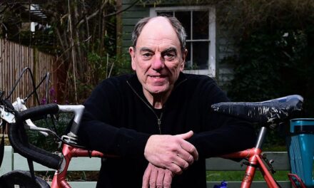 Rencontrez les deux fils très célèbres de la star de New Tricks, Alun Armstrong