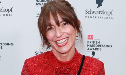 L&rsquo;étrange alliance « globe oculaire » de Davina McCall que l&rsquo;argent ne peut pas acheter