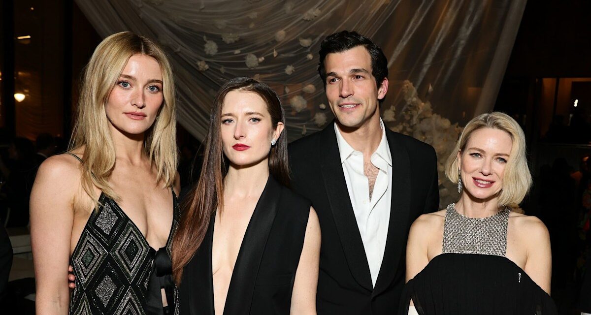 Le casting de Love Story de Ryan Murphy dépeint des personnes réelles dans la série. Apprenez tout sur qui ils sont.