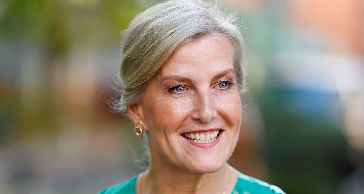 L&rsquo;inimitable robe à sequins de la duchesse Sophie est un pur style olympique de patinage artistique