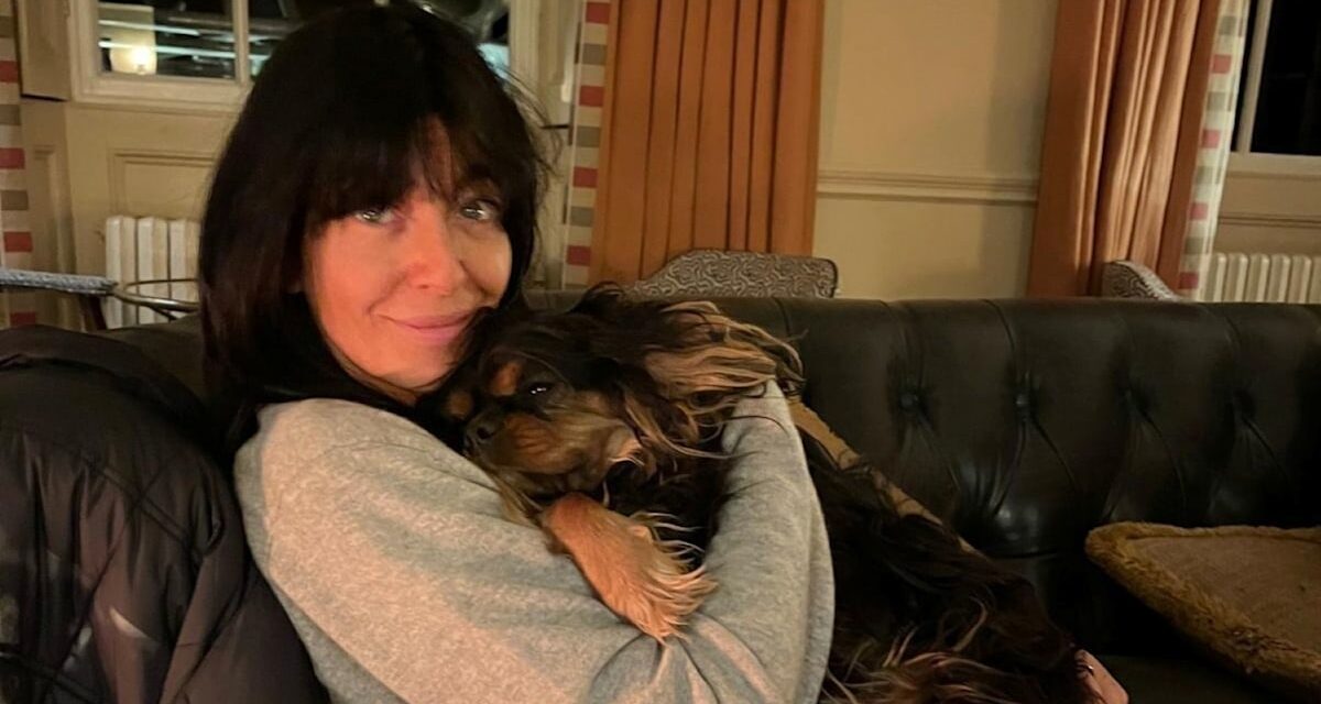 Claudia Winkleman prête à jouer un nouveau rôle de présentatrice dans Crufts 2026 de Channel 4