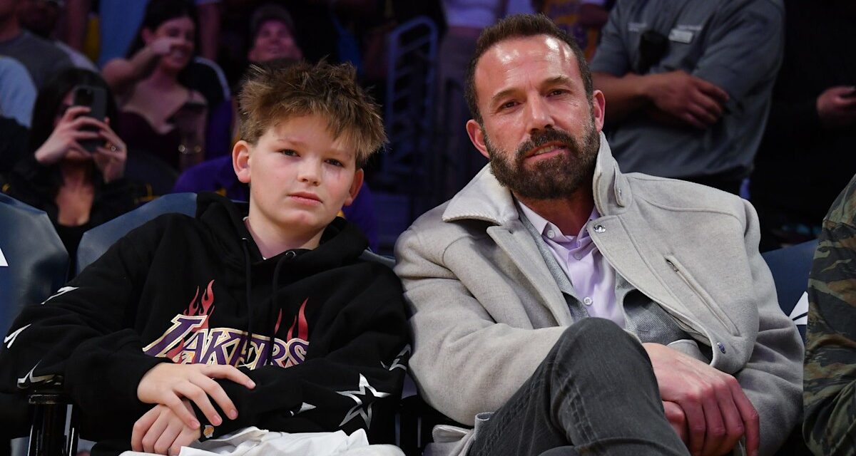 Samuel Affleck fête ses 14 ans ! 7 fois le fils de Ben Affleck se transforme en mini-moi de son père