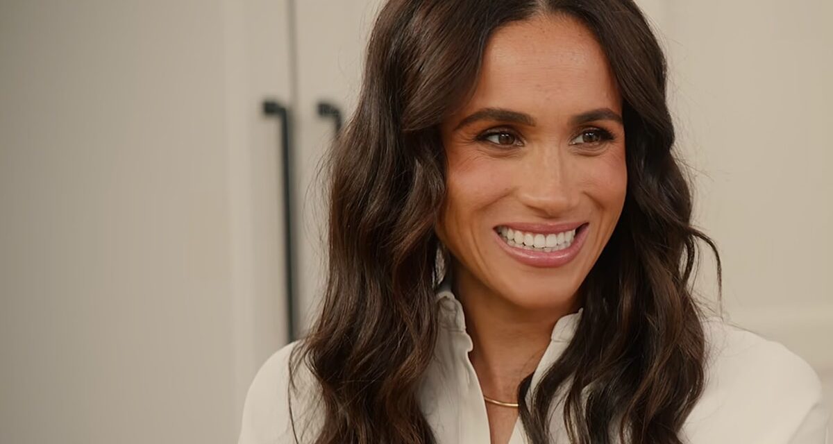 Meghan Markle ramène les jeans skinny – avec une touche essentielle des années 70