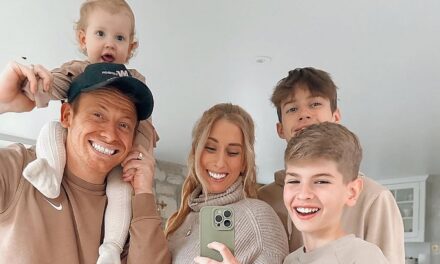 Stacey Solomon ne peut pas contenir sa réaction « émotionnelle » à l&rsquo;égard d&rsquo;une grande étape familiale – regardez la vidéo