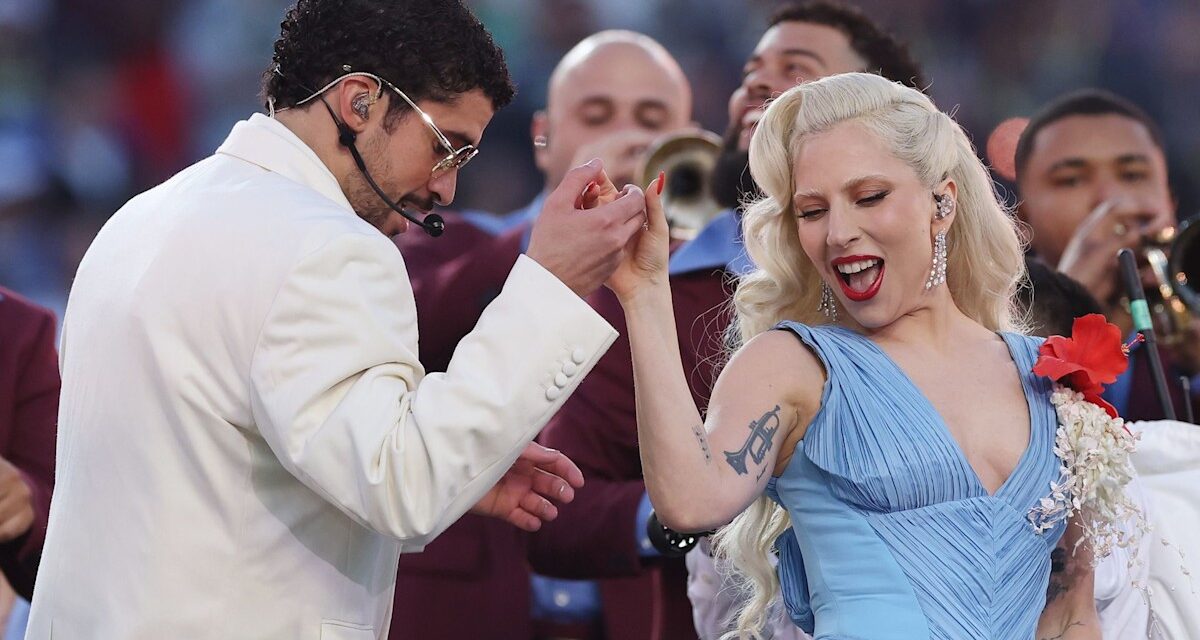 Pourquoi le look de Lady Gaga à la mi-temps du Super Bowl était un modèle pour le style des célébrités