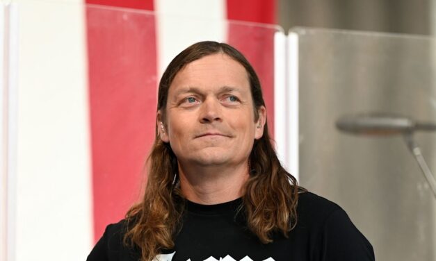 Le fondateur de Meta 3 Doors Down, Brad Arnold, décède à l&rsquo;âge de 47 ans, lisez une déclaration déchirante