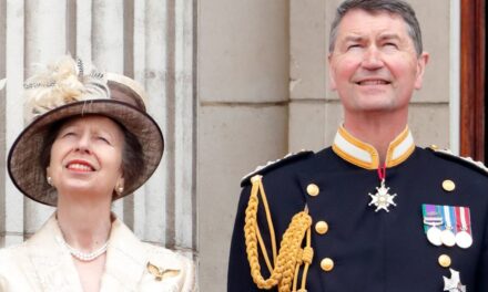 Famille royale EN DIRECT : la princesse Anne marquera tranquillement la fête de famille et plus encore