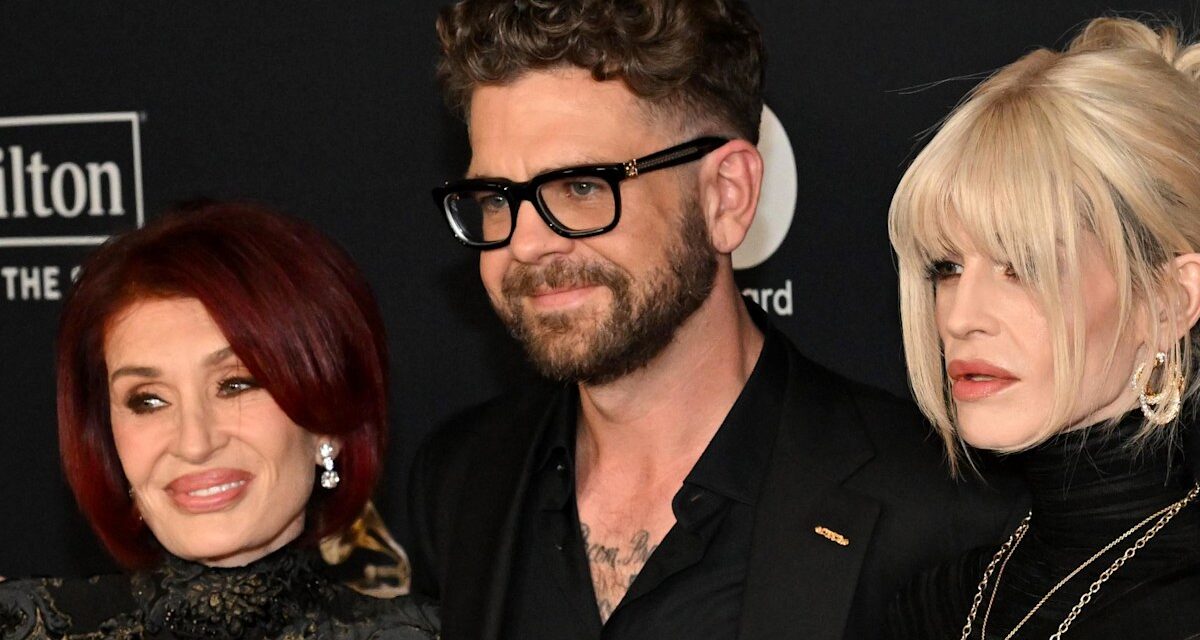 Sharon Osbourne s&rsquo;appuie sur ses enfants Jack et Kelly avant l&rsquo;hommage des Grammys à Ozzy