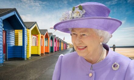 La cabane de plage détruite de la reine Elizabeth près de Sandringham pour éviter les regards indiscrets