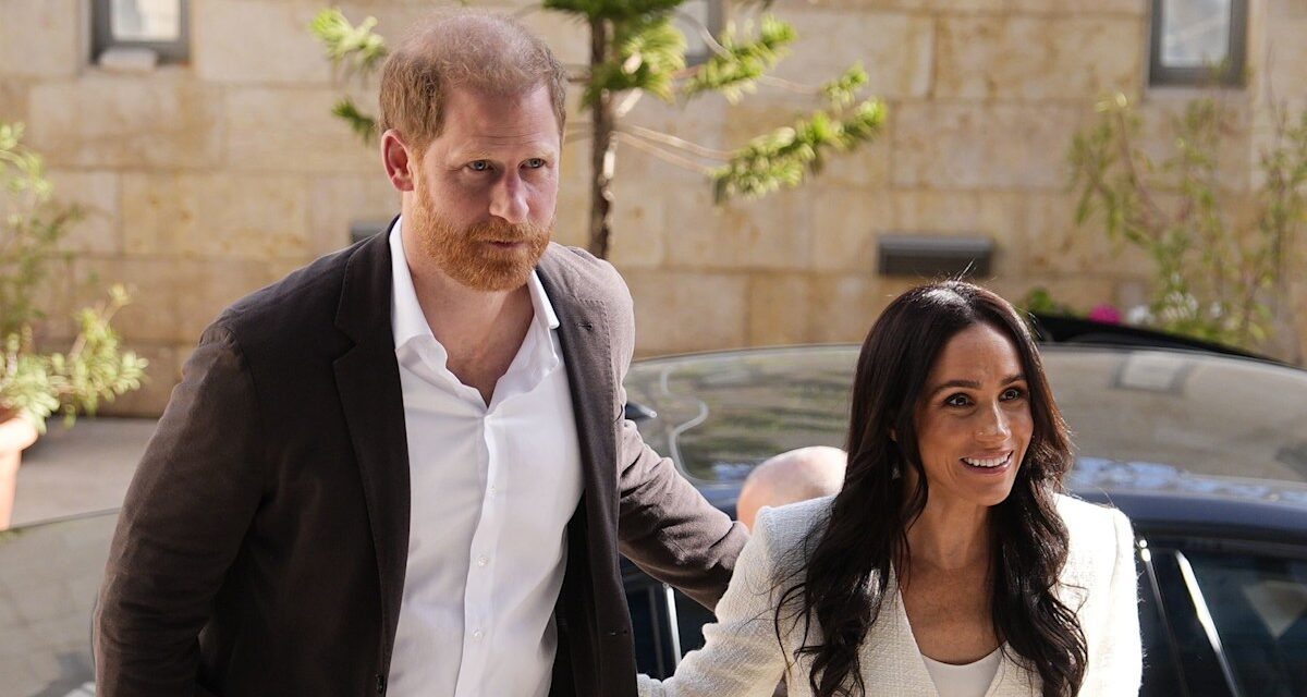 Le prince Harry et Meghan Markle entament une visite humanitaire de deux jours en Jordanie – voir les meilleures photos