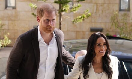 Le prince Harry et Meghan Markle entament une visite humanitaire de deux jours en Jordanie – voir les meilleures photos