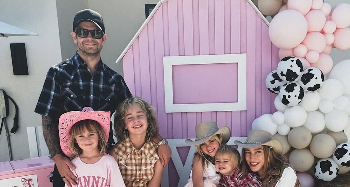 Minnie, 8 ans, la fille de Jack Osbourne, surprise avec le gâteau d&rsquo;anniversaire à couper le souffle de ses rêves