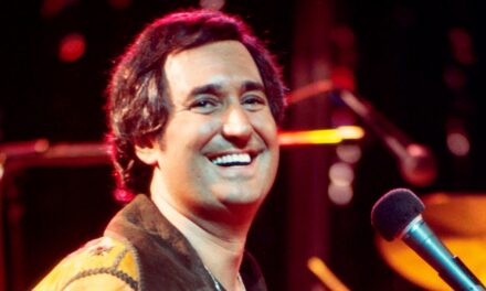 L&rsquo;énorme valeur nette de Neil Sedaka, il a laissé sa femme et ses enfants après sa mort à 86 ans