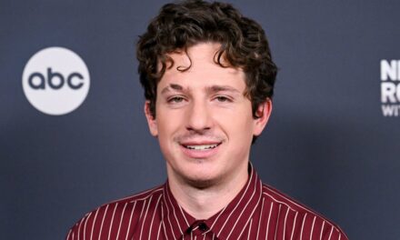 Dans l&rsquo;histoire des rencontres remplie de célébrités de Charlie Puth avant d&rsquo;épouser sa femme Brooke Sansone