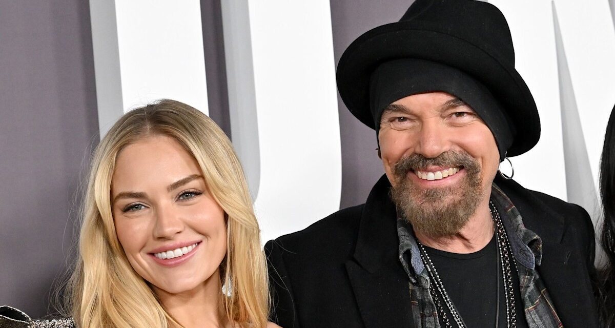 Michelle Randolph, co-star de Landman, a demandé à Billy Bob Thornton s&rsquo;il avait vraiment bu le sang d&rsquo;Angelina Jolie.