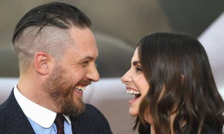 Les moments de couple incroyablement rares de Tom Hardy et Charlotte Riley sur le tapis rouge – y compris la dernière observation il y a 6 ans