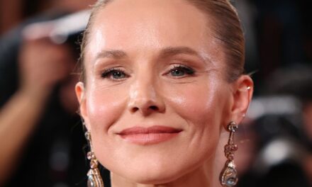 À l’intérieur de l’énorme valeur nette de Kristen Bell et de sa vie à la maison avec Dax Shepard