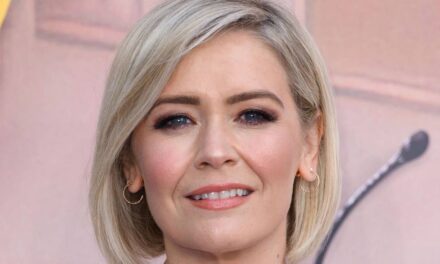 Rencontrez les ex célèbres de Suzanne Shaw alors que la star de Hear&rsquo;Say devient grand-mère à 44 ans