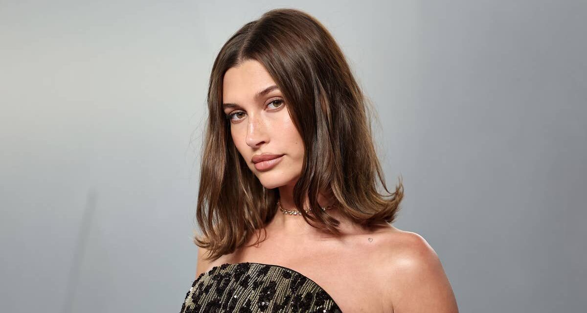 Hailey Bieber partage un doux moment avec son fils Jack, rarement vu