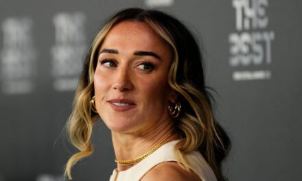 La lionne Lucy Bronze parle de l&rsquo;avenir « incroyable » du football de la princesse Charlotte – exclusif