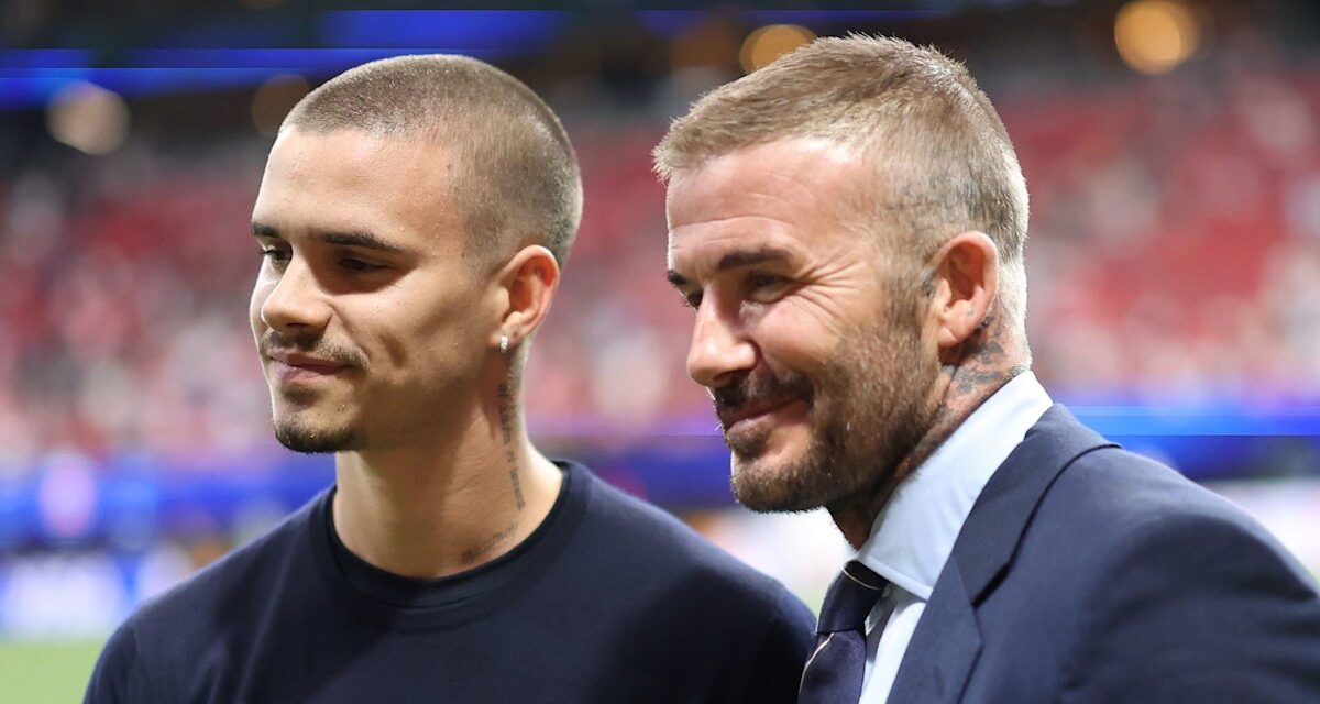 Romeo Beckham fait front commun avec son père David après que son frère Cruz ait révélé son « espoir » de réconciliation avec Brooklyn