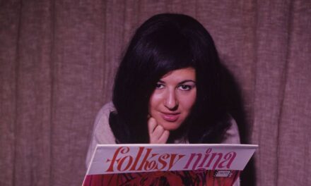 Dans les coulisses du premier mariage de la chanteuse des années 80 Elkie Brooks avec son mari, célèbre rock star