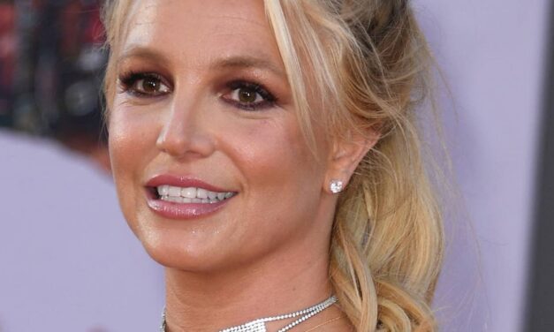 Britney Spears était absente d&rsquo;une rare réunion de famille pour la remise des diplômes de sa nièce