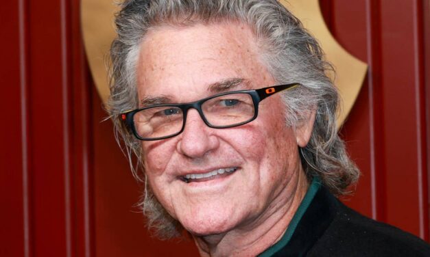 La situation de vie unique de Kurt Russell avant que sa renommée mondiale ne soit révélée – et cela implique un grenier