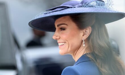 Kate Middleton fait la révérence parfaite pour le roi Charles lors du service du Commonwealth Day