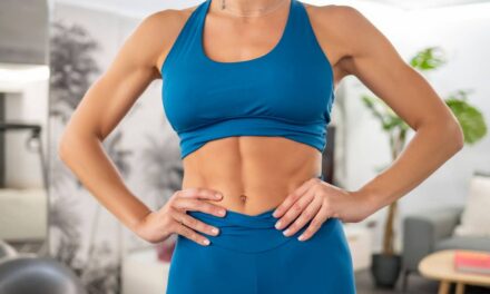 10 exercices cardio faciles à domicile pour éliminer les graisses sans abonnement à une salle de sport