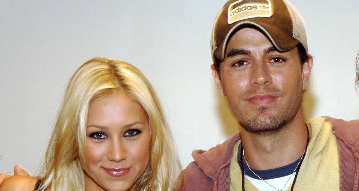 Enrique Iglesias partage une rare photo de ses quatre enfants avec Anna Kournikova