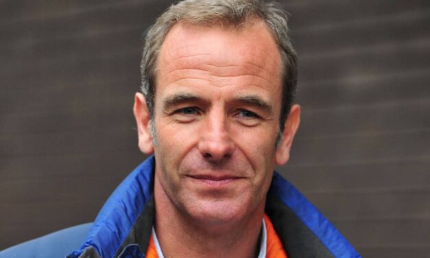 Les commentaires découverts de Robson Green de Grantchester sur la situation de vie après la rupture du mariage