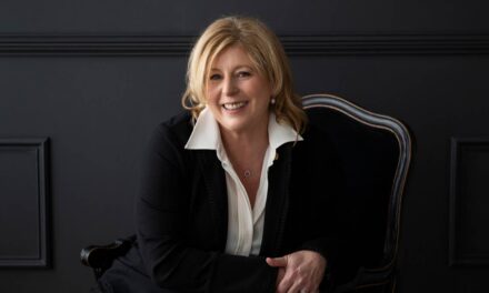 Tout ce qu&rsquo;il faut savoir sur le nouveau livre de Liane Moriarty, Big Little Truths – EXCLUSIF