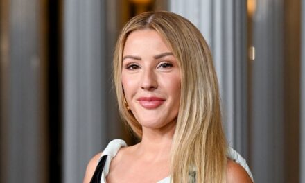 Ellie Goulding accueille une petite fille avec son petit ami Beau Minniear, 28 ans