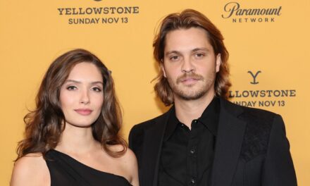 La star des Marshals, Luke Grimes, révèle pourquoi son petit fils le fait se sentir « pas cool »