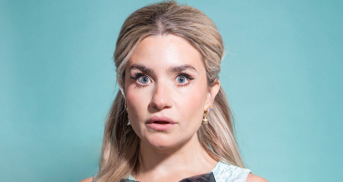 Harriet Kemsley se sent « plus forte » après le divorce et fait face à ses fréquentations en tant que mère célibataire – exclusif