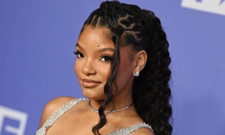Halle Bailey impressionne dans son petit bikini vert lors d&rsquo;une escapade d&rsquo;anniversaire
